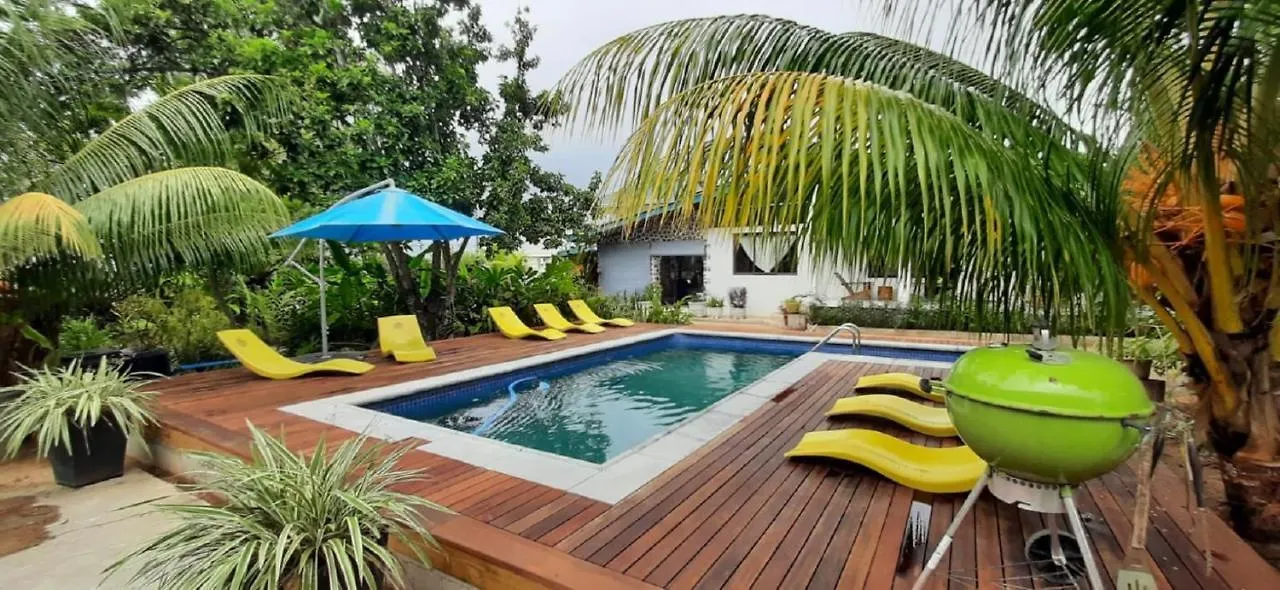 Pointe Au Sel Castaway Lodge סיישל