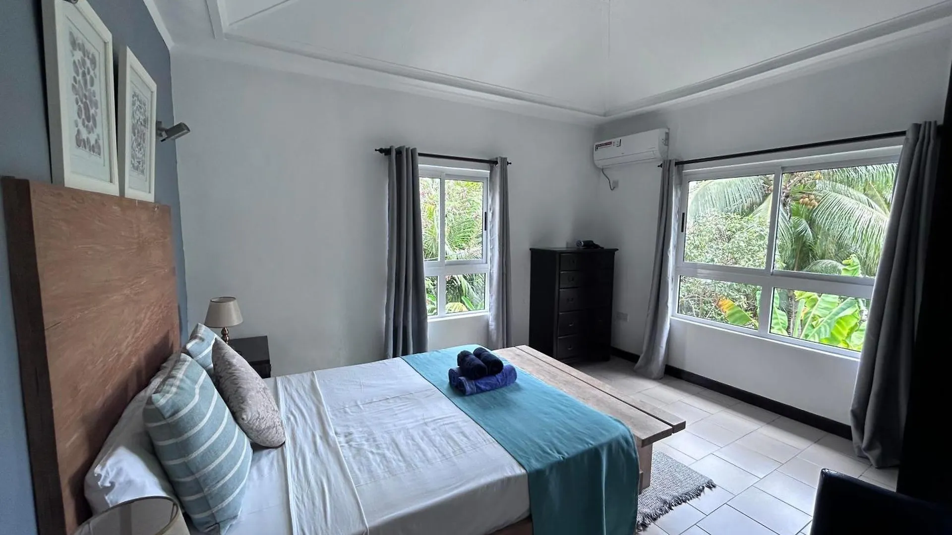Pointe Au Sel Castaway Lodge סיישל